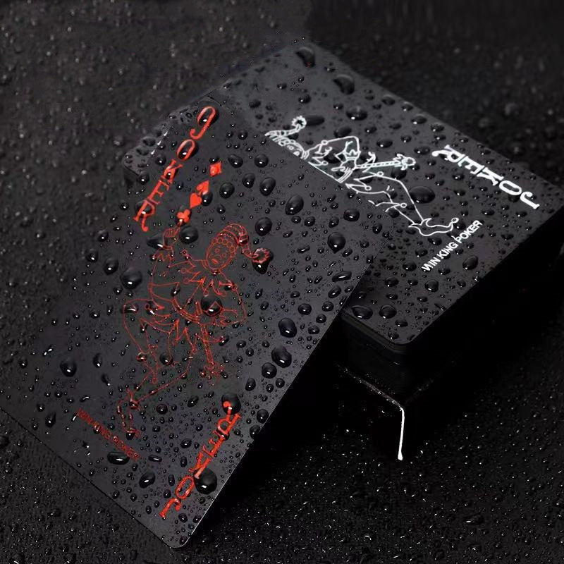 1 jeu de cartes magiques PVC imperméables rouges et noires - design vibrant, idéal pour les soirées jeux et le plaisir en famille