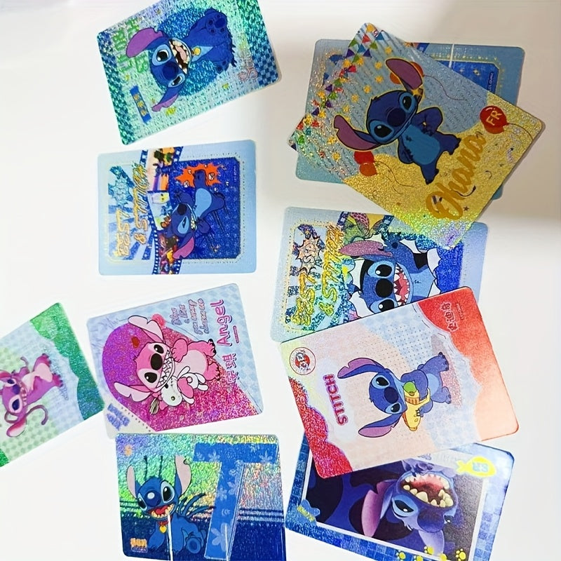 Un Ensemble de 32 Cartes de Collection Représentant le Personnage Disney Stitch, Ces Cartes Rares et Colorées Sont Parfaites pour les Collectionneurs et les Fans